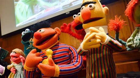 Experts Cant Agree On Whether Bert And Ernie Have Sex With Each Other