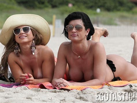 Miss Butt Brazil Topless In A Bikini On Miami Beach Pics Xhamster