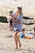 Naomi Watts a Sydney Bronte Beach con i figli sotto il sole australiano ...