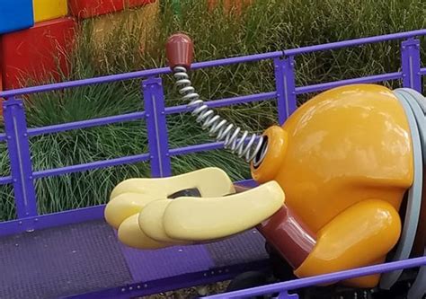 The Spring Tails Have Returned To Slinky Dog Dash Notes From Neverland