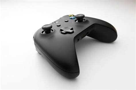 How To Connect Xbox One Controller To Windows 10