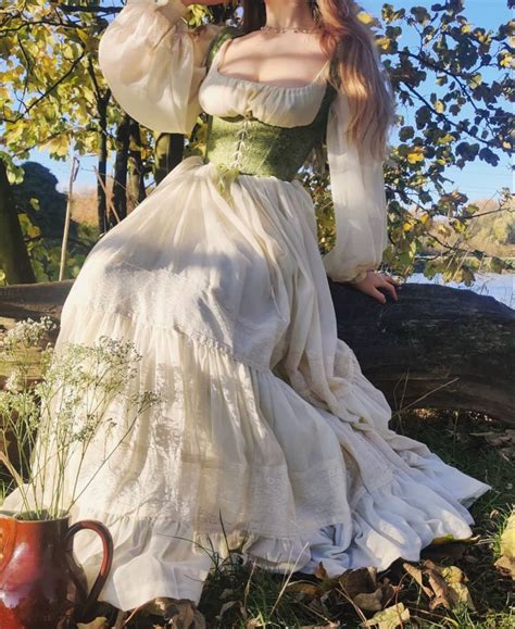 25 Ethereal Cottagecore Dresses You Didnt Know You Needed May The Ray Renaissance Fair