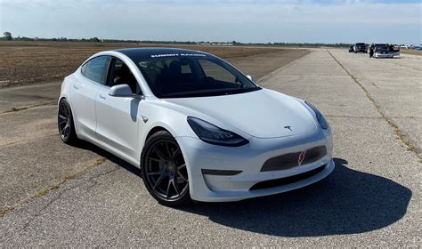 Meet Project White Lightning Summit Racings Tesla Model 3 And Learn