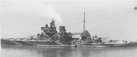 15 In Battleship HMS Queen Elizabeth Lead Ship Of Her Famous WW1