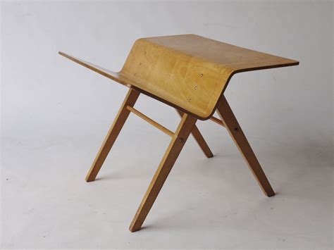 The table is oak veneer. Vintage Plywood Side Table, 1950s for sale at Pamono