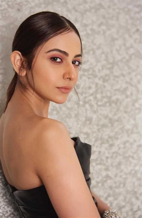 Rakul Preet Singh Hot Spicy Image Gallery Cinehub