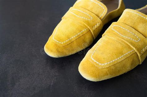 Consejos De Moda Qu Zapatos Usar Con Un Vestido Amarillo