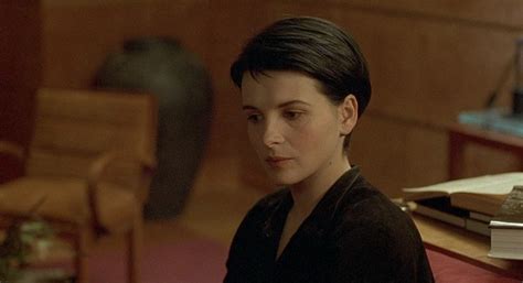 Louis malle's 1992 tribute to tormented love and kitten heels is not without contemporary style inspiration, writes thea hawlin. Emulate Juliette Binoche's Adulteress in 1992 Film Damage ...