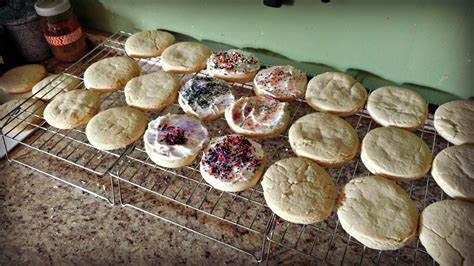 soft sugar cookies blissful  domestic bloglovin