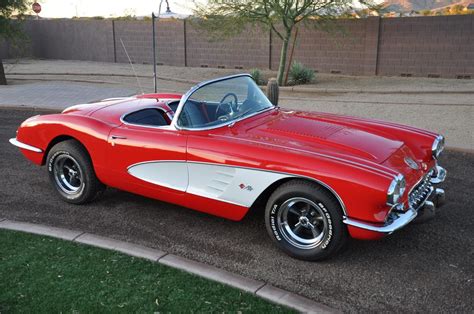 1958 Chevrolet Corvette Roadster Front 34 99879