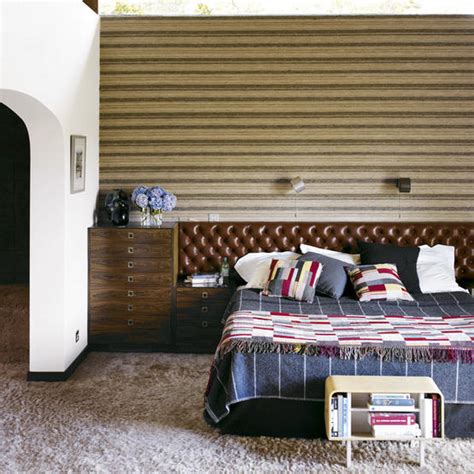 Textured Wallpaper Design For Your Bedroom Decorating