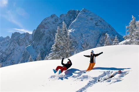 Ski And Snowboard Your Holiday In Hallstatt Austria