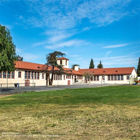 Abraham Lincoln Elementary School In Pomona Socal Landmarks