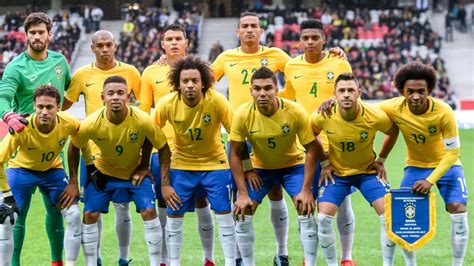 Páginas en la categoría «selección de fútbol de brasil». La selección brasileña se hospedará en Sochi durante el ...