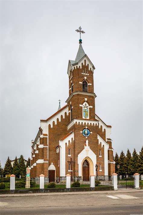 Catholic Church of St. Nicholas in Pnikut · Ukraine travel blog