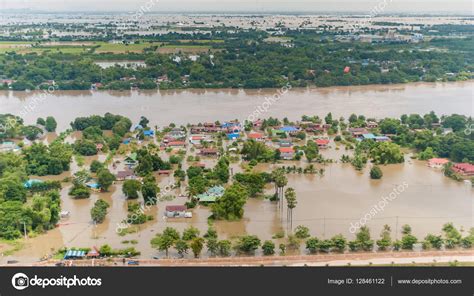 Thailand Floods Natural Disaster Stock Photo By ©sushi7688 128461122