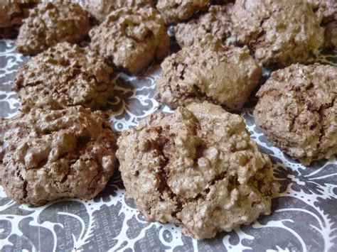 Meringue cookies are a light and crispy sweet treat cookie recipe. Chocolate Hazelnut Meringue Cookies - Diary of a Mad Hausfrau