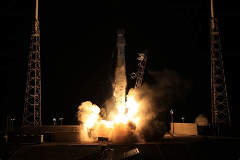 Spacex designs, manufactures and launches the world's most advanced rockets and spacecraft spacex.com. Gallery: SpaceX Dragon Launches on 1st Space Station Cargo ...
