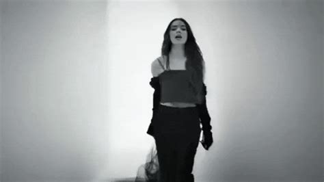 I Love Yous Gif By Hailee Steinfeld Find Share On Giphy