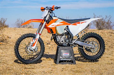Am i coming out the. 2020 KTM 250 XC-F Powerful Enduro Bike - Review Specs
