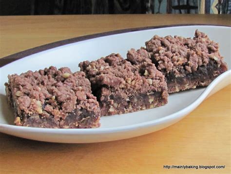 Mainly Baking Chocolate Crumble Date Bar