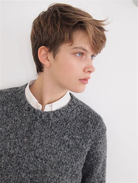 Soft and short curly hairstyles are one of the simplest hairstyles that any man can wear & there're many. 21 Androgynous Haircuts for a Bold Look - Haircuts & Hairstyles 2021