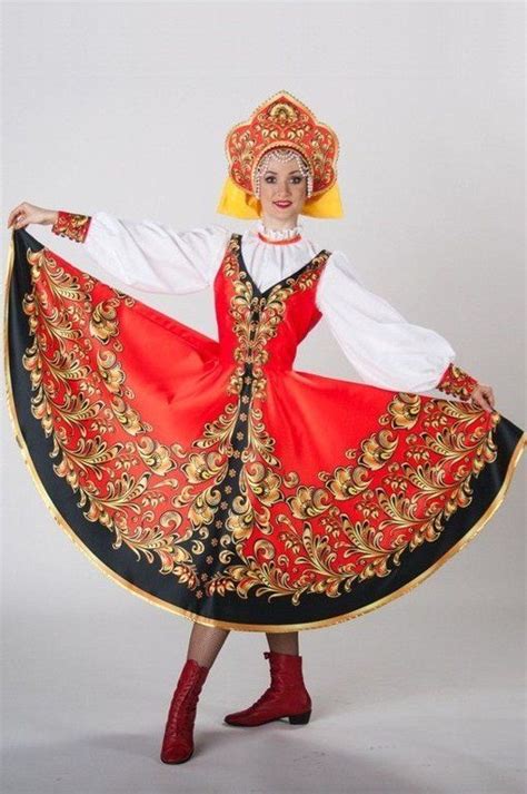 Russian Traditional Clothing Increase The Beauty Of The Russian Women It Expresses The Russians