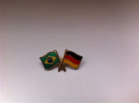 Pins Da Bandeira Do Brasil X Alemanha R 1547 Em Mercado Livre