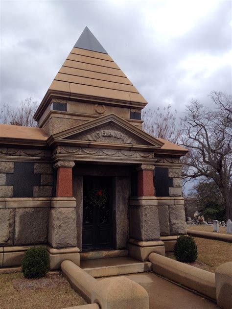 Grant Mausoleum Oakland Cemetery Atlanta Ga Oakland Cemetery