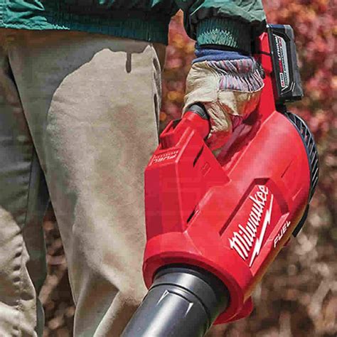 Milwaukee M18 Fuel Lithium Ion Cordless Electric Leaf Blower
