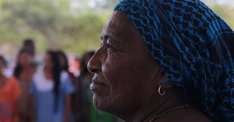 قدمت نساء رازال من سان أندريس تقريراً إلى لجنة الحقيقة بشأن النزاع المسلح في منطقتهن Infobae