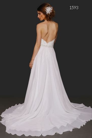 Bridal Chic Bridal Chic 1593 Used Wedding Dress Save 56 Stillwhite