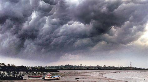 Low Pressure In Bay Of Bengal To Bring Heavy Rain Over Odisha Ap