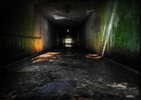 Wallpaper Light Wet Dark Tunnel Spooky Mysterious Mischievous