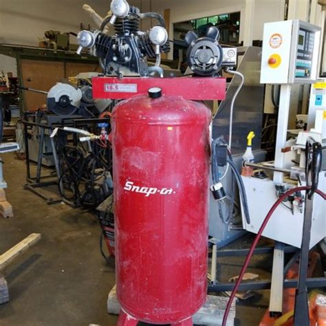 Used Snap On 185 Acpm 100psi 5hp 3 Head Vertical Tank Air Compressor