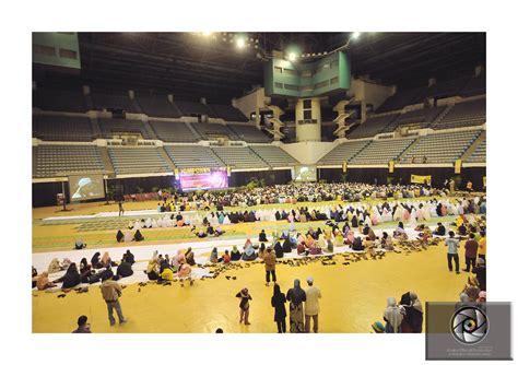 Malawati stadium has a capacity of 13,000 spectators and its arena measures 900 meter persegi (50m x 50m). Himpunan Solidariti Kemanusiaan | Stadium Malawati Shah ...