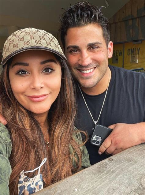 jersey shore s nicole ‘snooki polizzi shares update on marriage to husband jionni lavalle as
