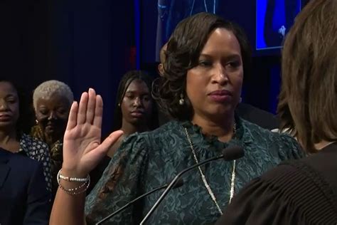 For 3rd Time Muriel Bowser Is Sworn In As Dc Mayor