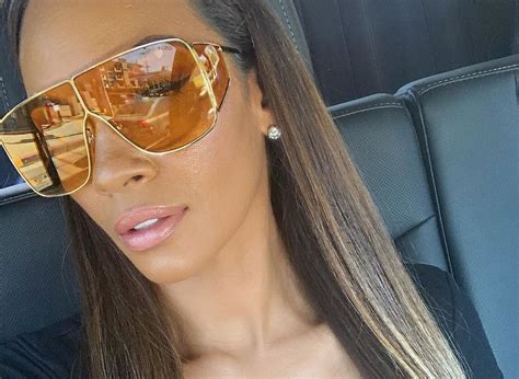 Fans Go Wild Over Evelyn Lozada S Sexy Hot Picture