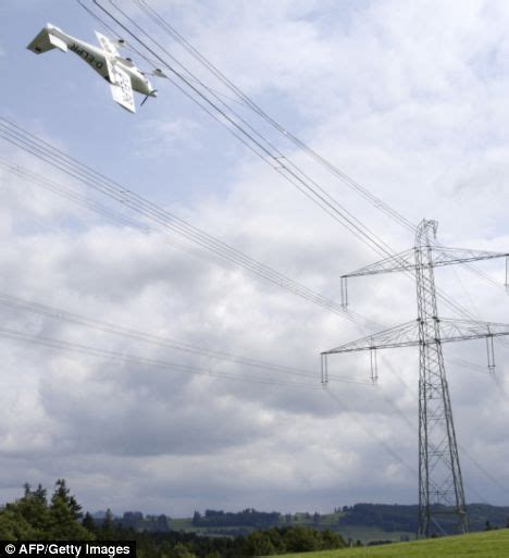 Pictured Pilots Miracle Escape After Tangle In High Voltage Power