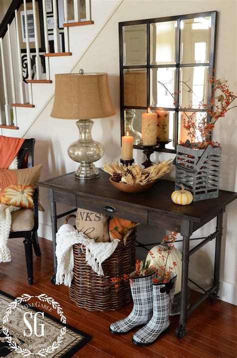 28 Welcoming Fall Inspired Entryway Decorating Ideas Fall Home Decor