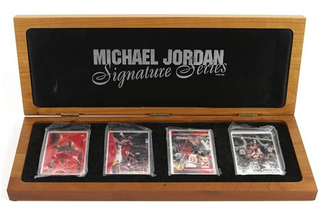 That's a shame because it's worth $1,000. Lot Detail - 1992-95 Michael Jordan Chicago Bulls Upper ...