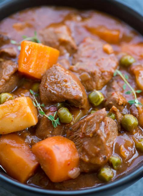 lamb slow cooker stew casserole recipe recipes vegetables moroccan flavours kitchen wine cooked theflavoursofkitchen winter warm fall tender hearty chunks