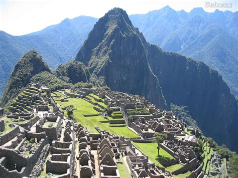 Tayongzki Cares Machu Picchu Peru