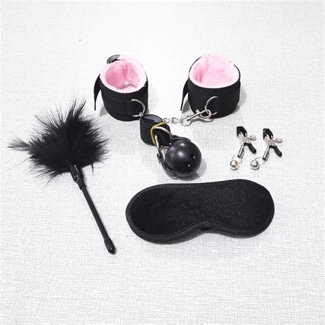 Adult Erotic Sex Toys Five Piece Handcuffs Latex Glue Eye Mask Feather