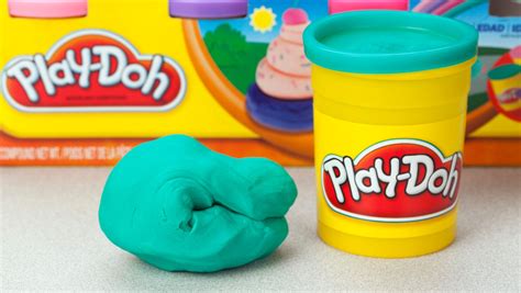 Начались продажи обновленных культовых игровых наборов Play Doh Доктор зубастик и Сумасшедшие