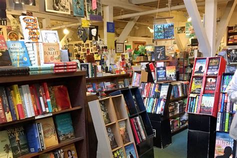 Housed in a building that was originally a skating rink in the late 1800's the garden district book shop is famous for their commitment to hosting author events and for having hundreds of autographed books for sale. The 5 best bookstores in New Orleans