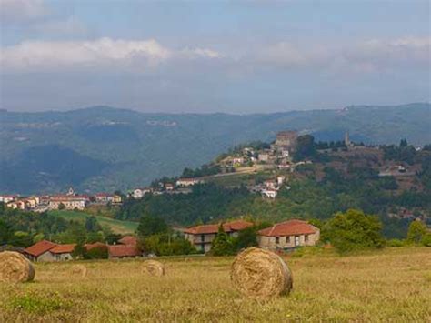 Located in northwest italy it is the home of more docg wines than any other italian region. Piemonte in Italië | Mooiste plekken en Activiteiten