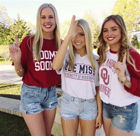 College Game Days College Fits Tailgate Outfit Gameday Outfit Bff Goals Best Friend Goals
