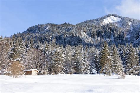 Ob an eurem wintersportort schnee in sicht ist, seht ihr zuerst auf www.wetteronline.de Alpen im Schnee stockfoto. Bild von großartig, hoch ...